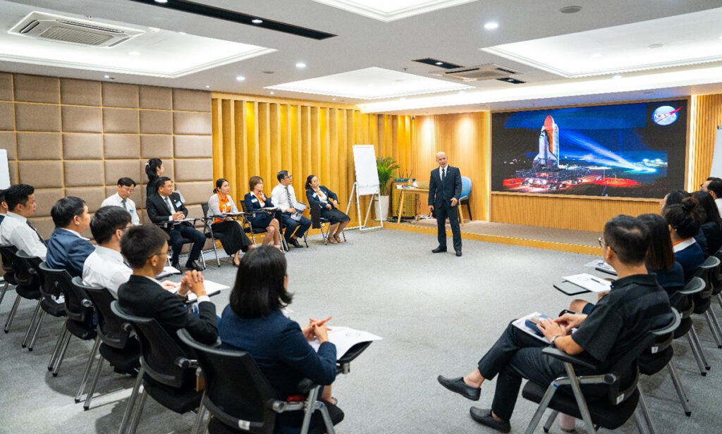 Tập đoàn Kim Oanh top 100 công ty đáng làm việc tốt nhất Việt Nam